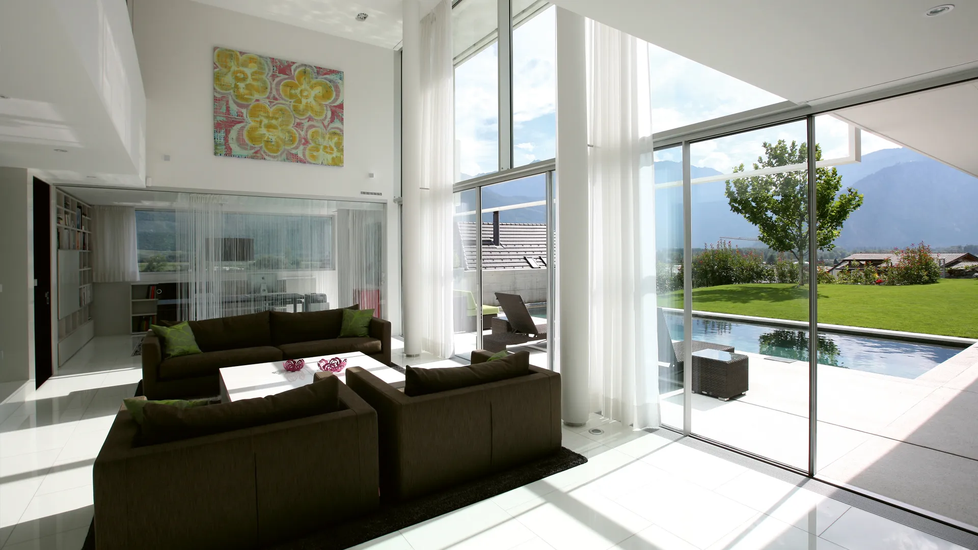 VILLA CASA, Fully